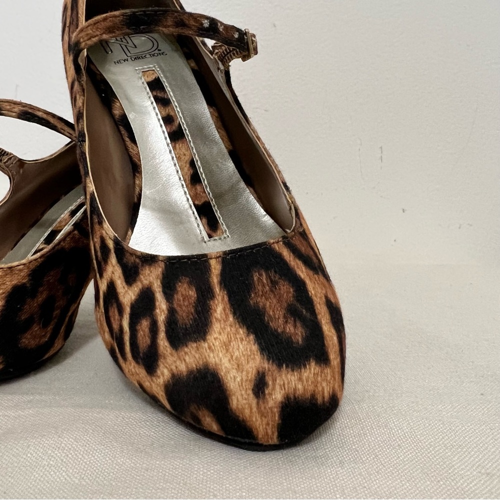 New Directions Leopard Print Pumps Chic Faux - Picture 2 of 9